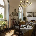 Ocsia Alojamento de Acomodação e Pequeno-almoço 3*
