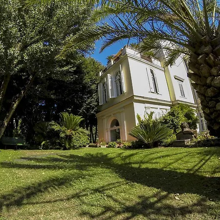 Ocsia Bed & Breakfast